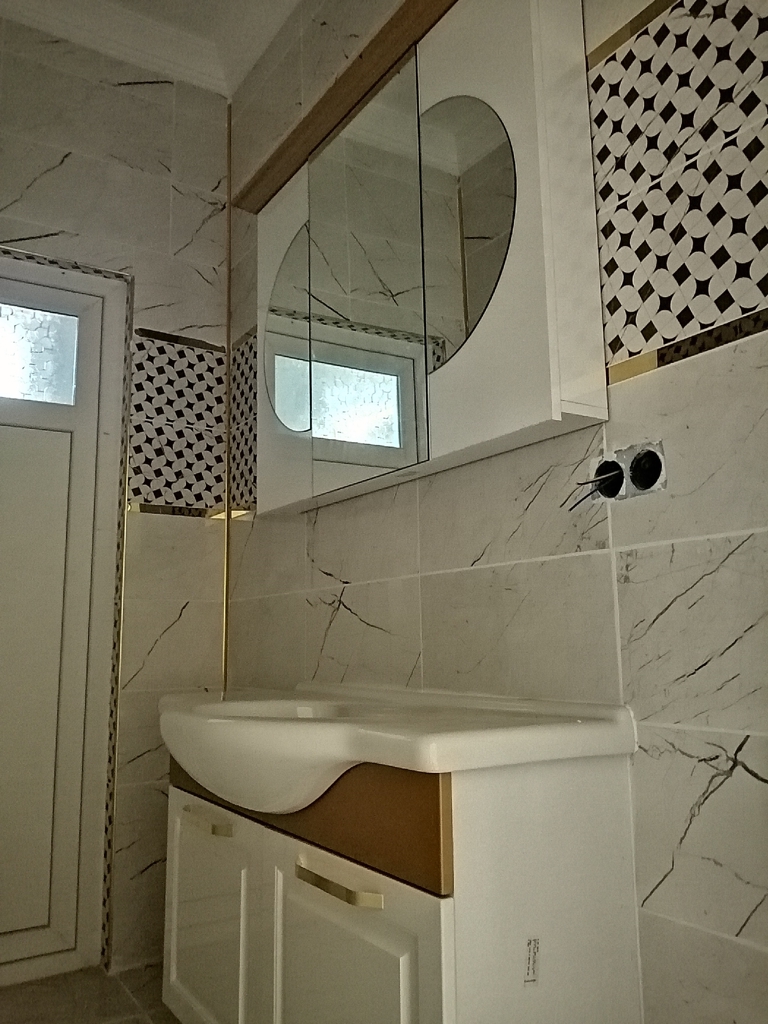 Banyo, Lavabo ve Duşakabin Büyük